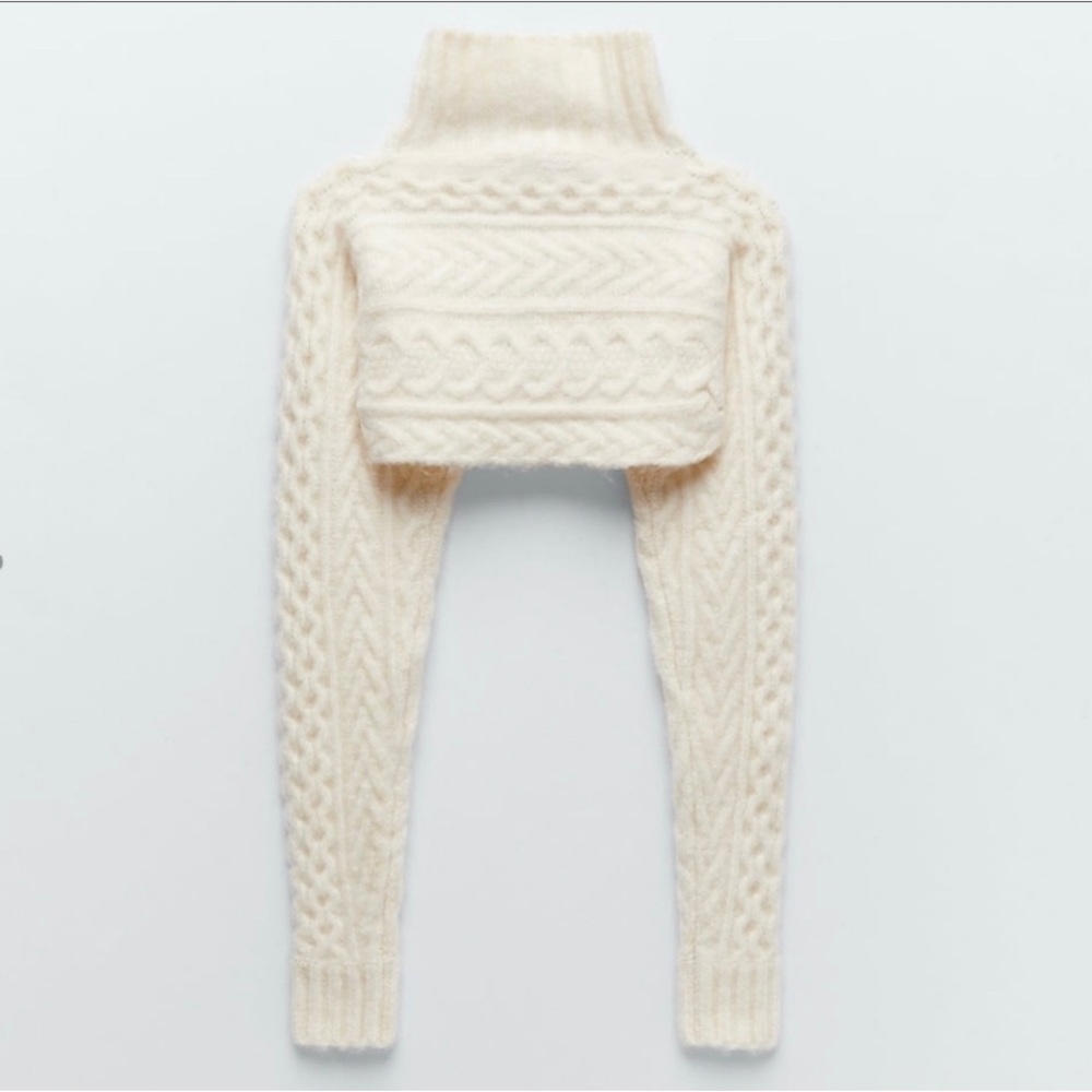 Zara Cable Knit Sleeve Scarf